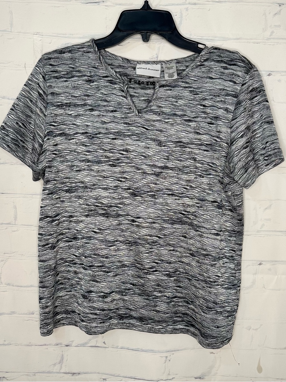 Women’s Alfred Dunner Size Small Gray Top